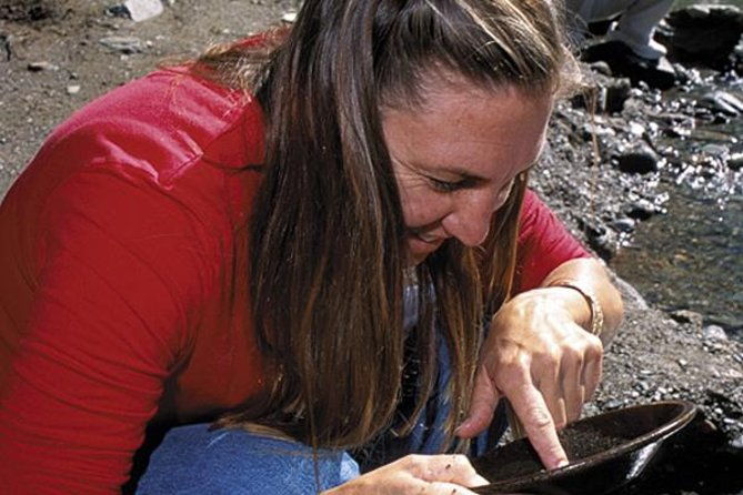 historic-gold-mining-and-panning-adventure-2