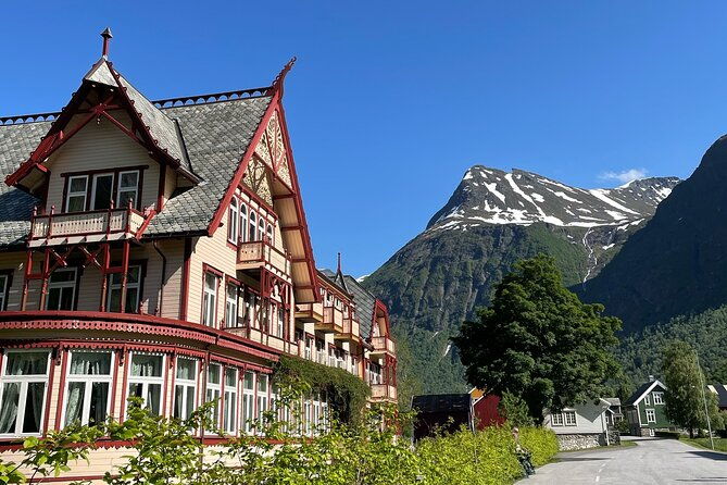 hjorundfjord-fjord-tour-roundtrip-from-alesund