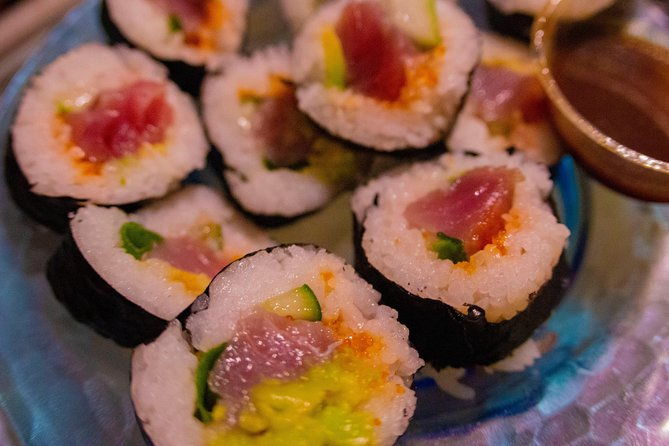 honolulus-walking-food-tour