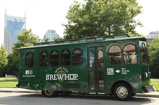 hop-on-hop-off-brewery-trolley-tour-west-loop-2