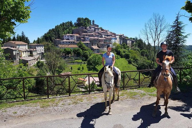 horse-riding-in-tuscany-for-experienced-riders-full-day-trail-ride-2