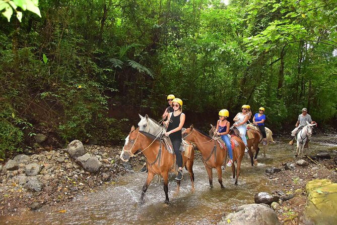 horseback-natural-pool-adventure-in-jaco-beach-and-los-suenos