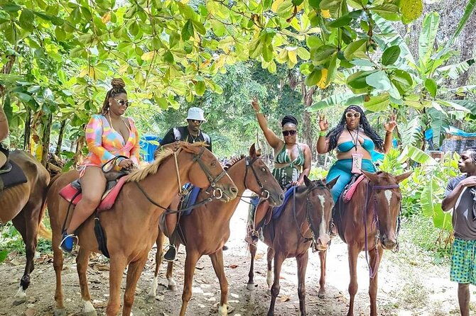 horseback-ride-and-bamboo-rafting-experience
