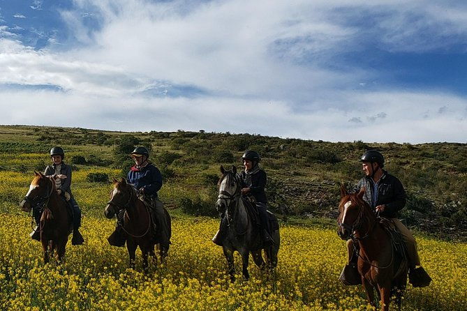 horseback-riding-tour-to-the-devils-balcony-from-cusco