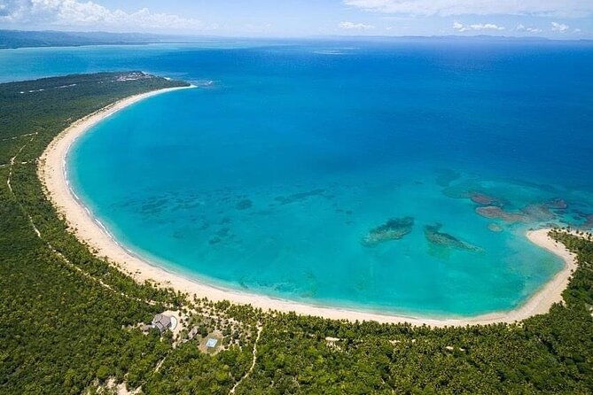 horseback-riding-tours-by-the-beach