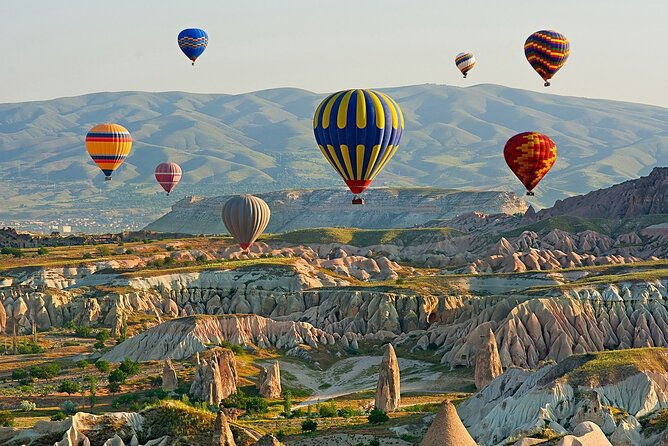 hot-air-balloon-ride-cappadocia-goreme-champagne-party-2