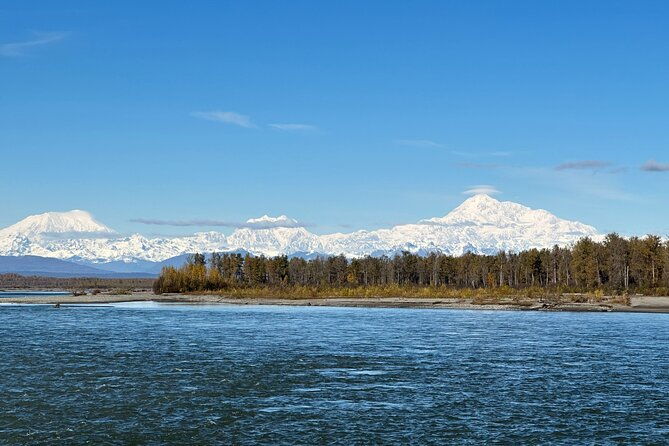 hover-craft-scenic-tour-in-talkeetna-alaska