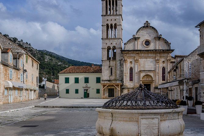 hvar-city-walking-tour