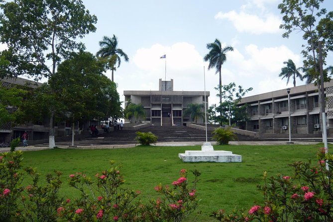 in-land-blue-hole-national-park-and-belizecity-tour