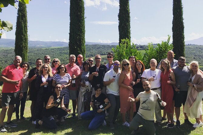 italian-wine-tasting-with-professional-sommelier-in-montepulciano