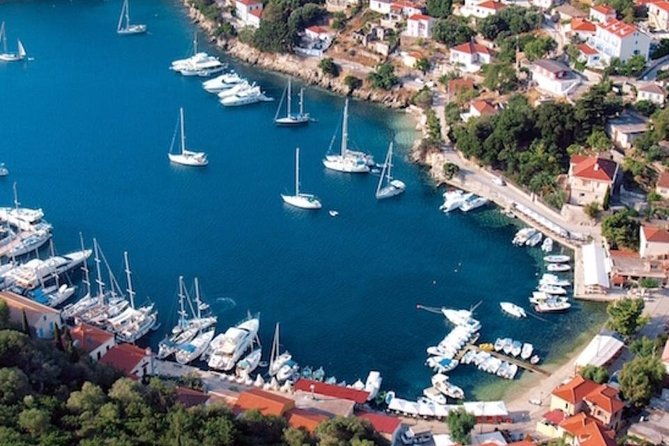 ithaca-island-bus-cruise-tour-swim-stop-to-gidaki-beach