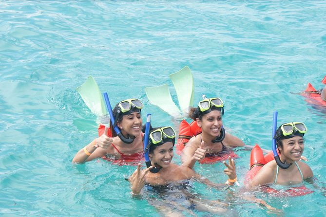 jamaica-dunns-river-falls-party-cruise-with-snorkeling