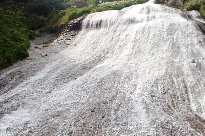 jermuk-waterfall-noravank-wine-tasting-khor-virap