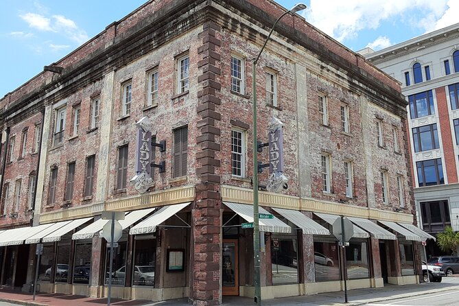 johnson-square-to-independent-presbyterian-a-self-guided-audio-tour-of-savannah
