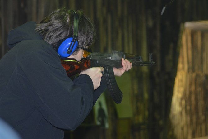 kalashnikov-pistol-sniper-rifle-shooting-in-bratislavashootingclub-plus