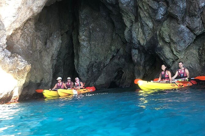 kayak-and-snorkeling-excursion-in-maro-cerro-gordo-cliffs