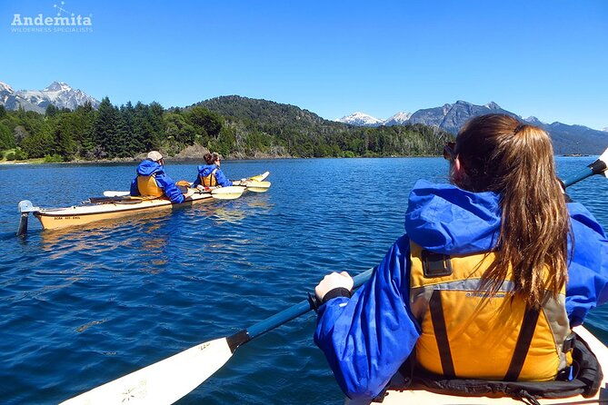 kayak-paddling-adventure-around-bariloche