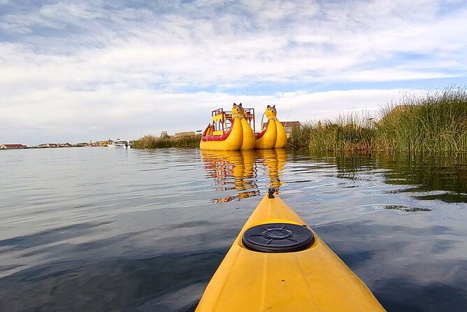 kayak-uros-more-connection-with-taquile-island