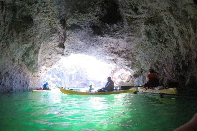 kayaking-day-trip-on-the-colorado-river-from-las-vegas