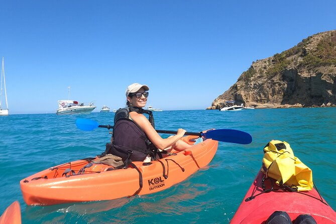 kayaking-in-serra-gelada-in-el-albir