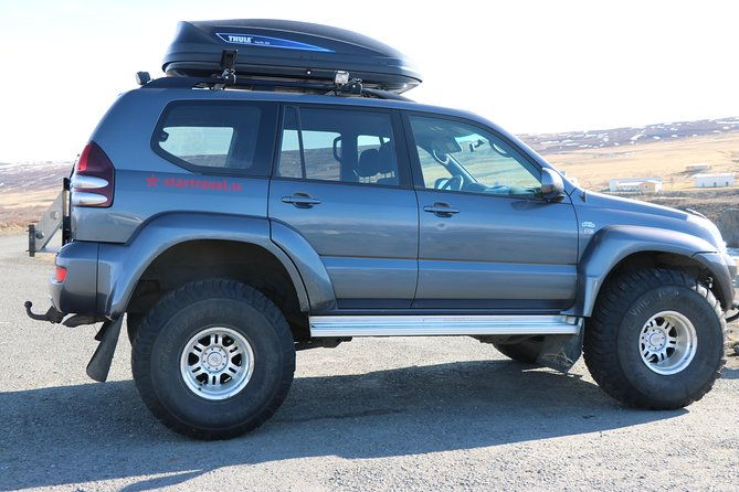 kerlingarfjoll-highlands-day-tour-in-a-4x4-from-akureyri