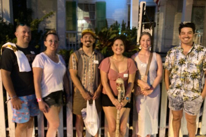 key-west-haunted-pub-crawl-and-ghost-tour-with-free-t-shirt