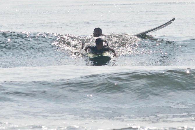 kids-surf-lesson-for-small-group-in-miyazaki