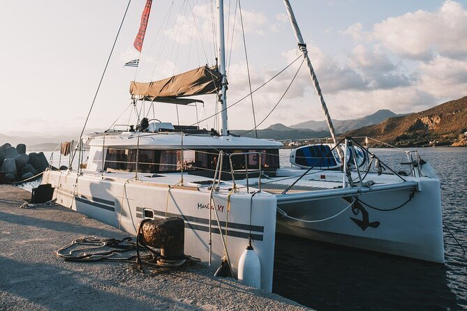 kissamos-balos-gramvousa-luxury-catamaran-sailing-cruise