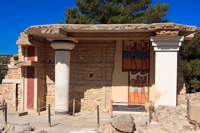 knossos-archaeological-museum-shared-guided-tour-from-chania