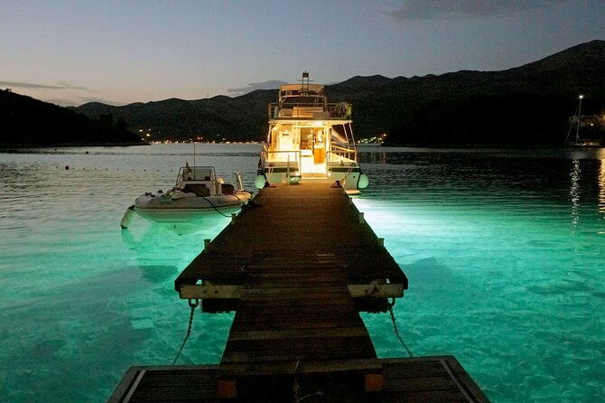 korcula-island-yacht-cruise-including-wine-tasting-and-dinner