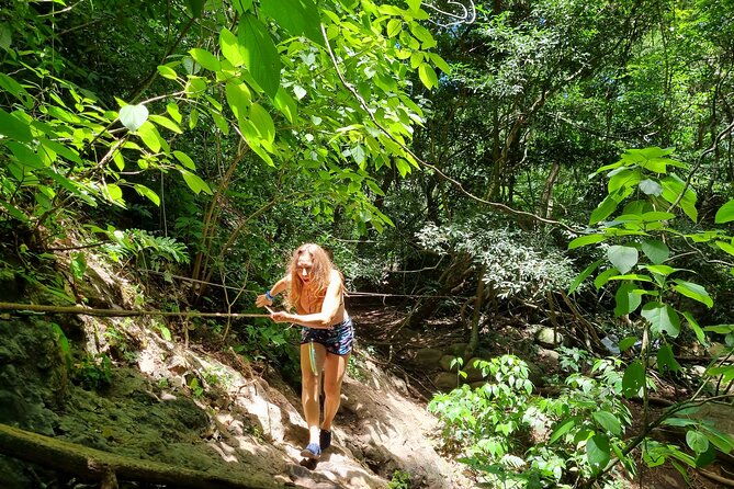 la-leona-waterfall-adventure-guided-hike-with-lunch