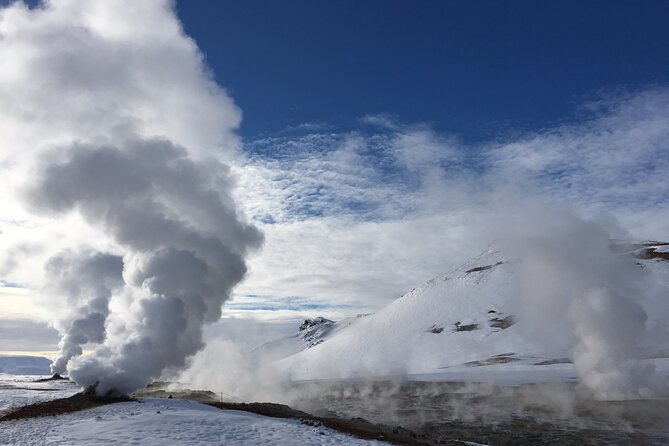lake-myvatn-dettifoss-and-goddafoss-waterfalls-day-tour-from-akureyri