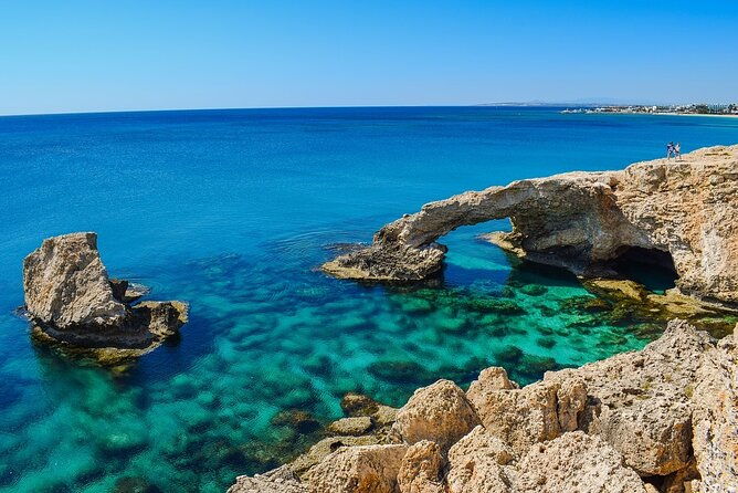 larnaca-airport-to-ayia-napa-up-to-4-passengers
