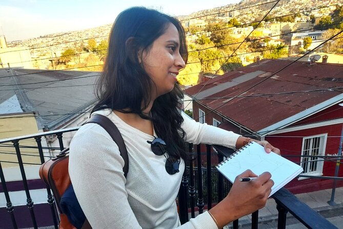 learn-urban-sketching-while-you-tour-valparaiso