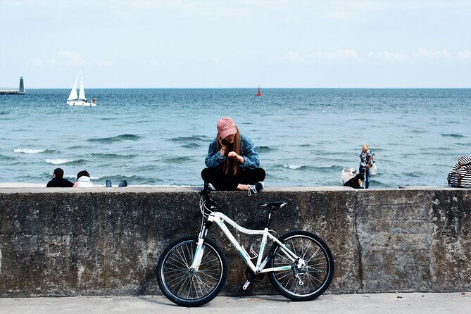 lido-bike-tour-with-a-local-on-the-island-of-cinema