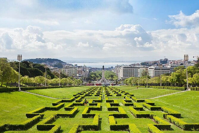 lisbon-half-day-tour-by-private-car