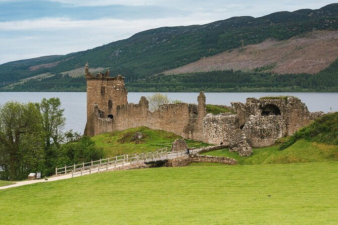 loch-ness-outlander-and-highlands-private-chauffeur-tour-from-inverness