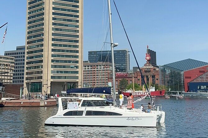 luxury-catamaran-private-tour-baltimore-harbor