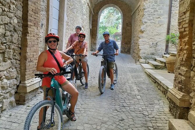 luxury-eno-and-oil-experience-by-e-bike-and-more
