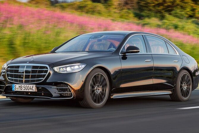 luxury-vehicle-transfer-from-copenhagen-airport-cph-to-copenhagen