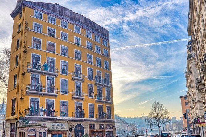 lyon-scavenger-hunt-and-sights-self-guided-tour