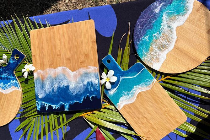 make-your-own-maui-souvenir-ocean-resin-class-2