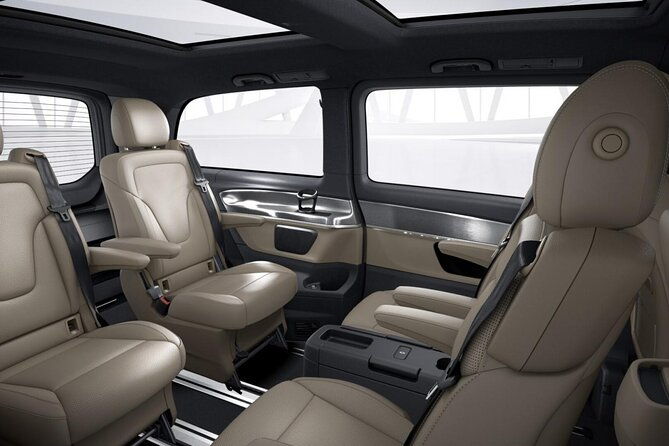 malaga-airport-costa-del-sol-private-arrival-transfer-2
