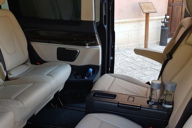 malaga-airport-costa-del-sol-private-departure-transfer-2