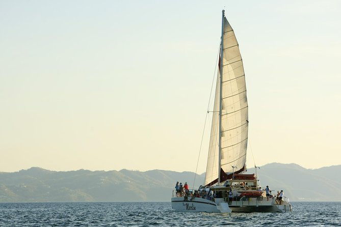 marlin-del-rey-catamaran-snorkel-sunset-cruise-from-tamarindo-or-playas-del-coco