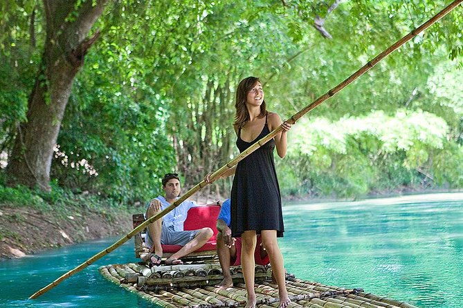 martha-brae-river-rafting-private-transportation