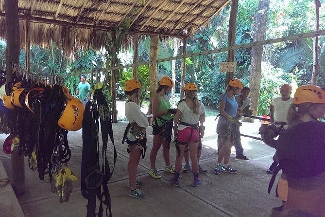 maya-sites-kayaking-zipline-private-tour