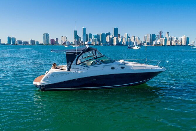 miami-private-yacht-rental-2-to-4-hours-for-10-ppl-champagne