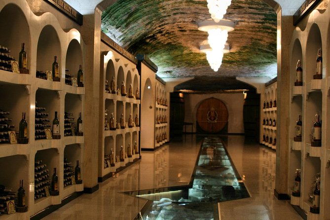 milestii-mici-underground-winery-tour-including-wine-tasting-2