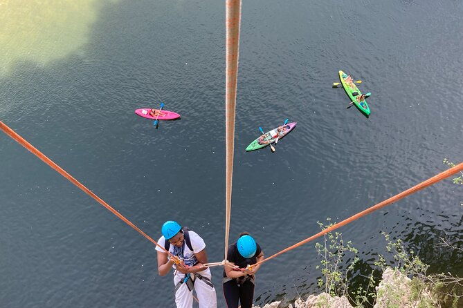 mini-adventure-raid-of-pont-darc-canoeing-climbing-and-via-corda-2